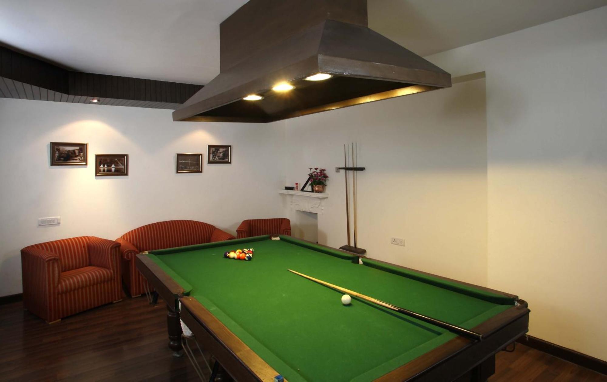 Shervani Hilltop Resort Nainital Exterior photo